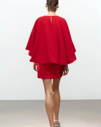 VESTIDO CURTO CAPA