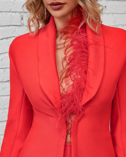 Miss Circle red set with feathers