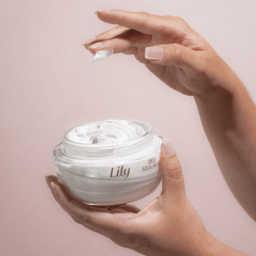 Lily Satin Moisturizing Cream, 250g