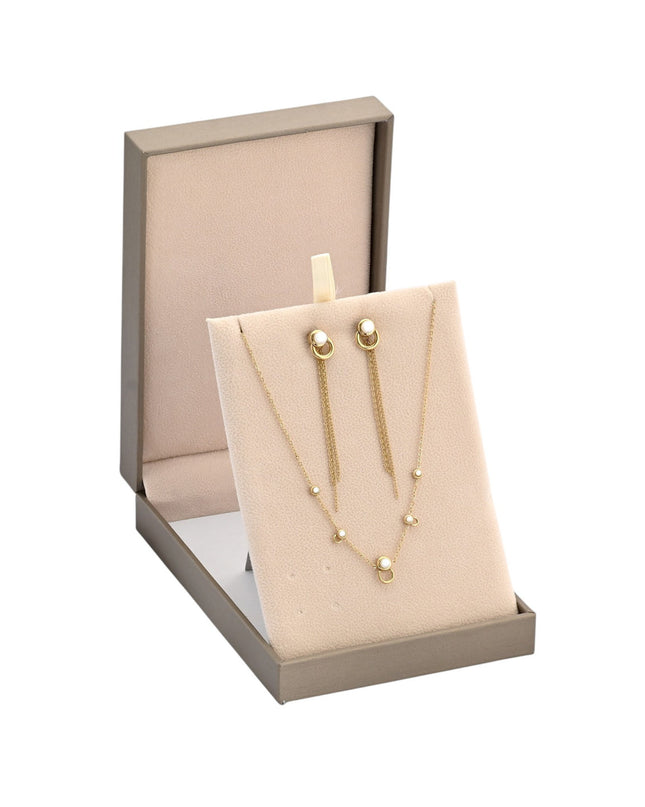 Steel set with pearls